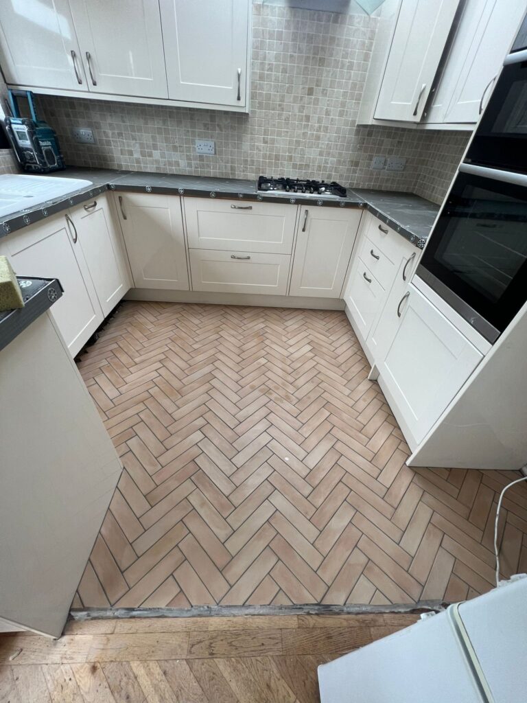 WhatsApp Image 2023-05-18 at 21.46.28 Herringbone floor 600/600 worktop kitchen