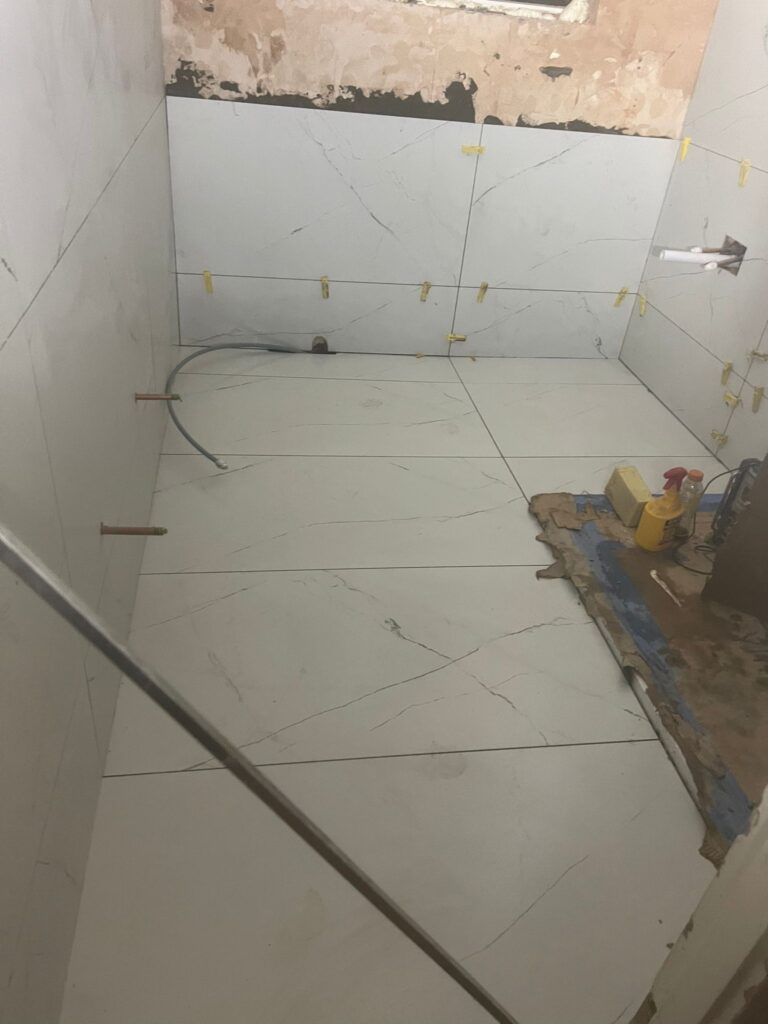 WhatsApp Image 2024-05-21 at 14.19.36 Large tiles 1200/600-Lancing area